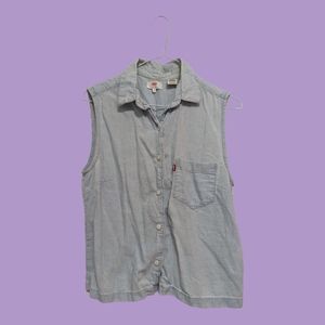 Levi's Sleeveless Button up and Button Down Denim Shirt in XS